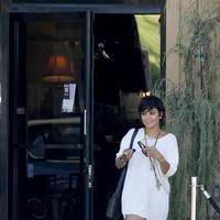 Vanessa Hudgens wearing a sweater dress photos | Picture 63608